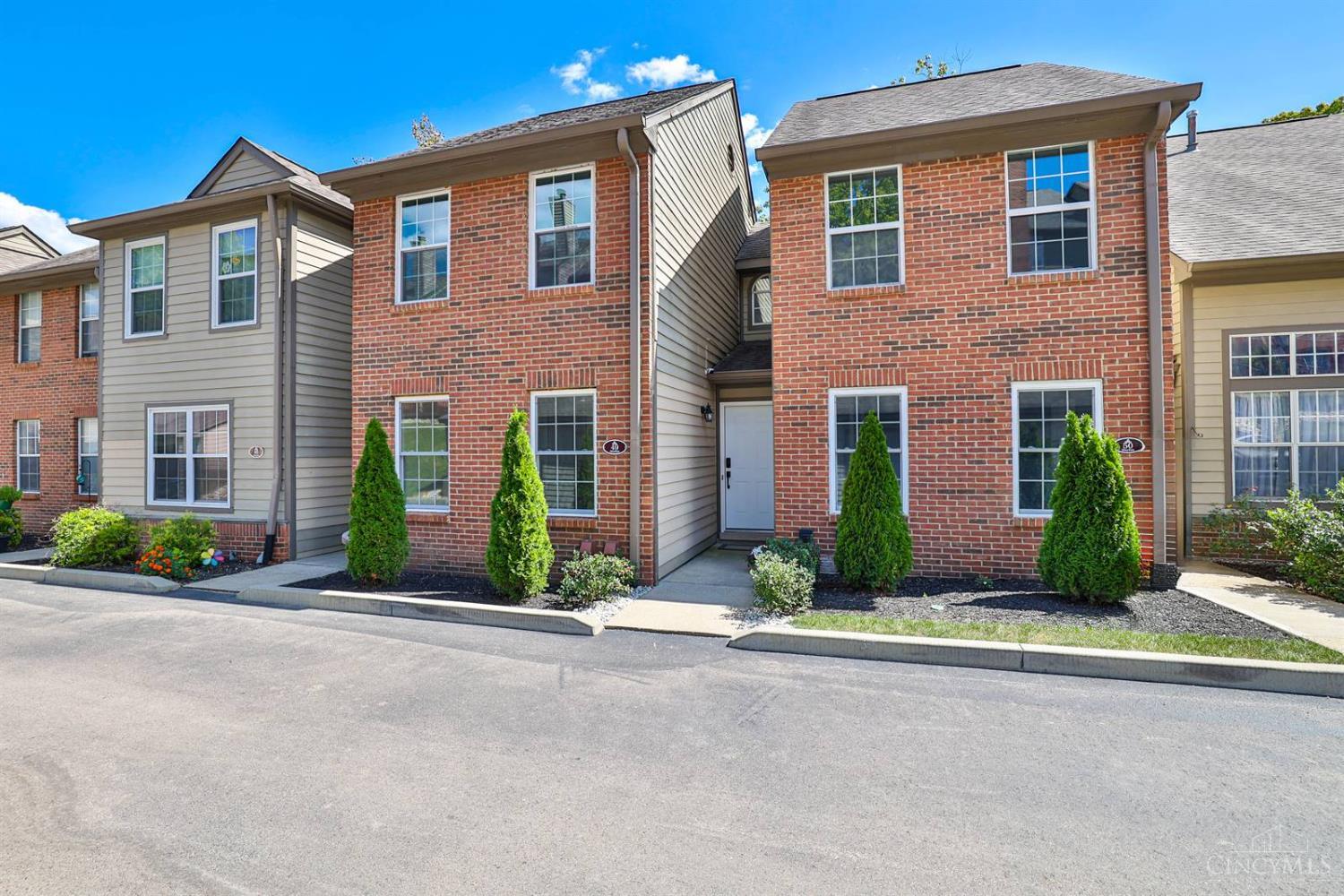 10555 Montgomery Road, Unit 49 Montgomery, OH 45242 - Photo 1 of 52