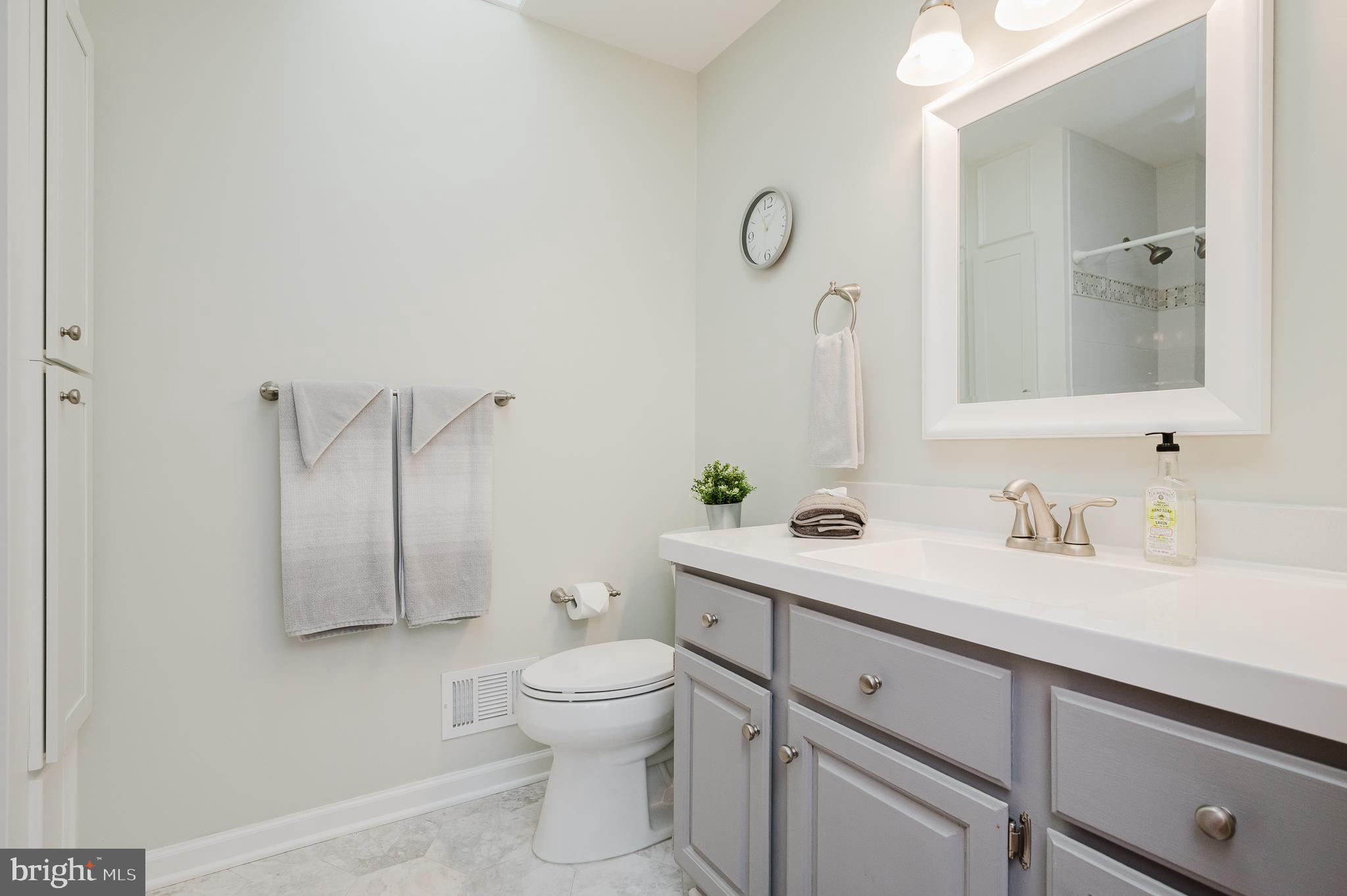 17007 Wesley Chapel Road Monkton, MD 21111 - Photo 32 of 54 Hall Bath