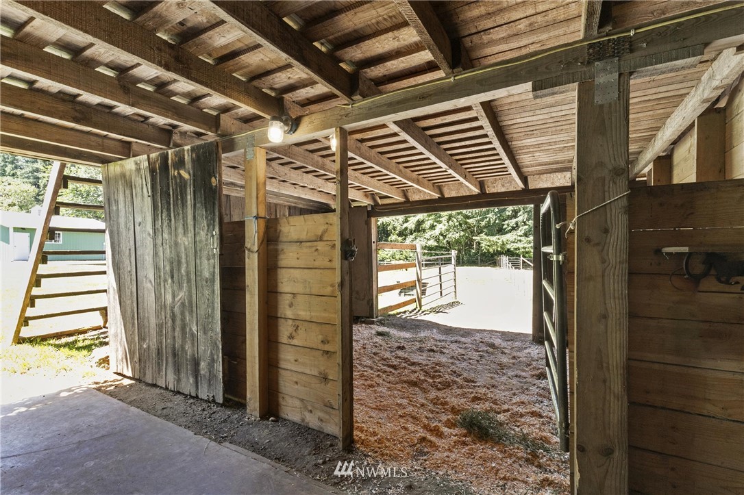 7255 Southeast King Road Port Orchard, WA 98367 - Photo 28 of 40 Gallery Image 28