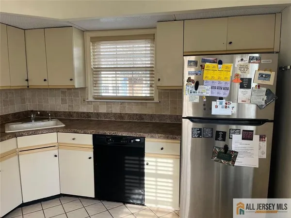 $2,400 | 27 Benjamin Franklin Drive, Unit C, Monroe Township, NJ 08831