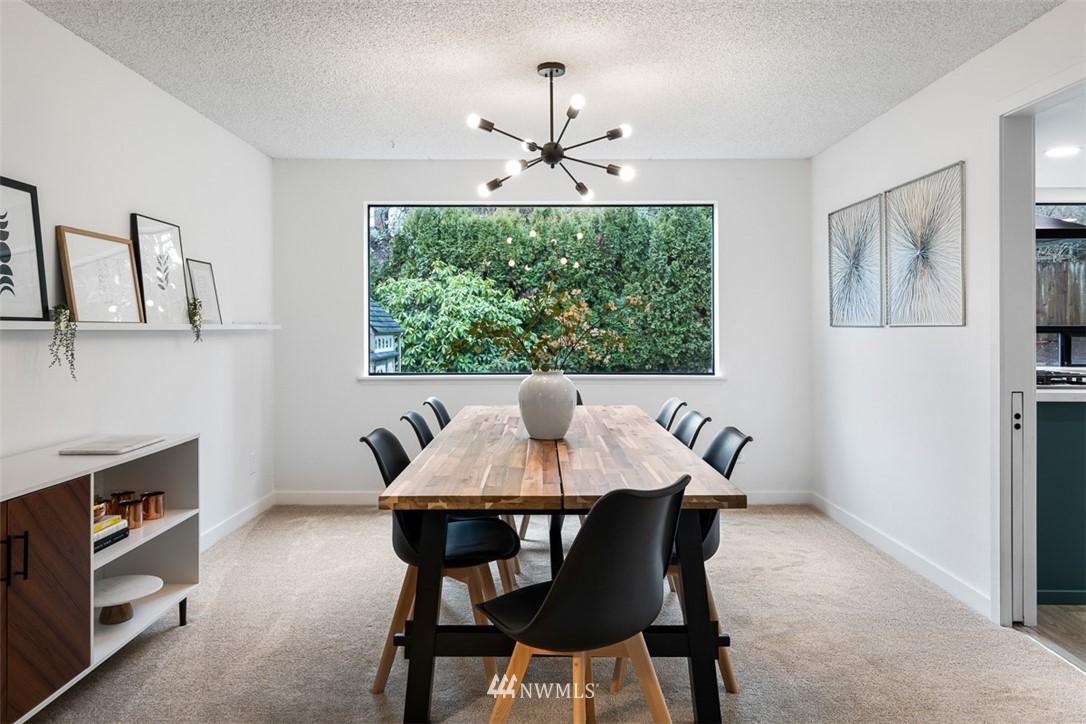 20105 107th Avenue Northeast Bothell, WA 98011 - Photo 6 of 38 Gallery Image 6