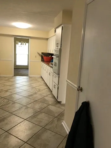 a view of utility room