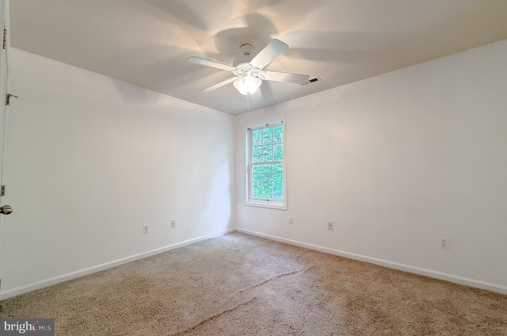 6020 Port Tobacco Road Indian Head, MD 20640 - Photo 13 of 59 Bright and airy blank canvas room.