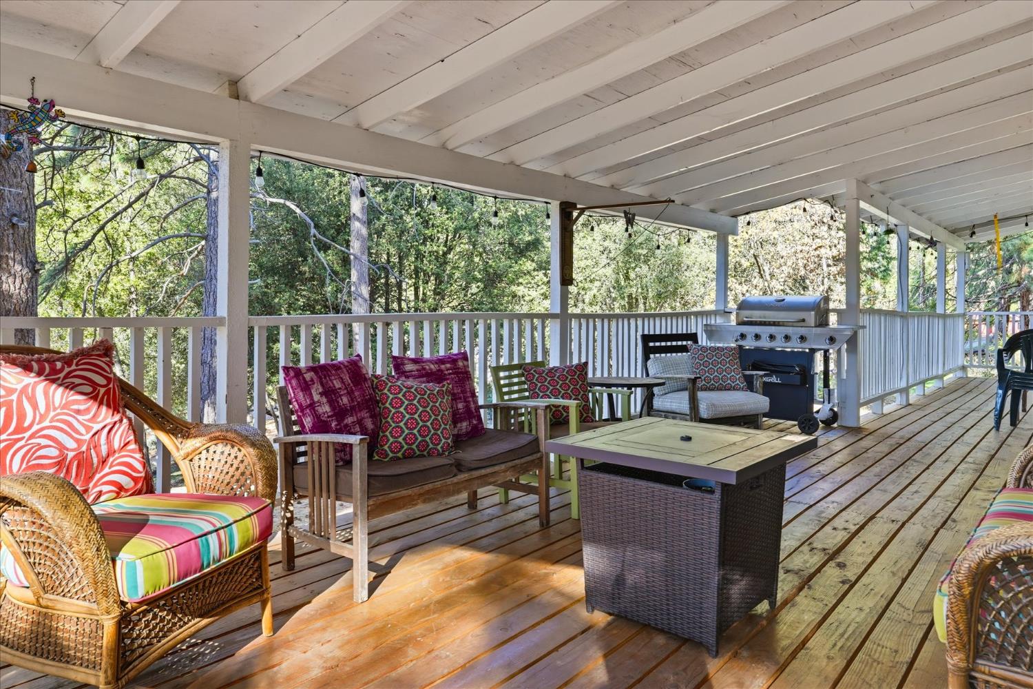 50740 Chu Ranch Road Oakhurst, CA 93644 - Photo 8 of 37