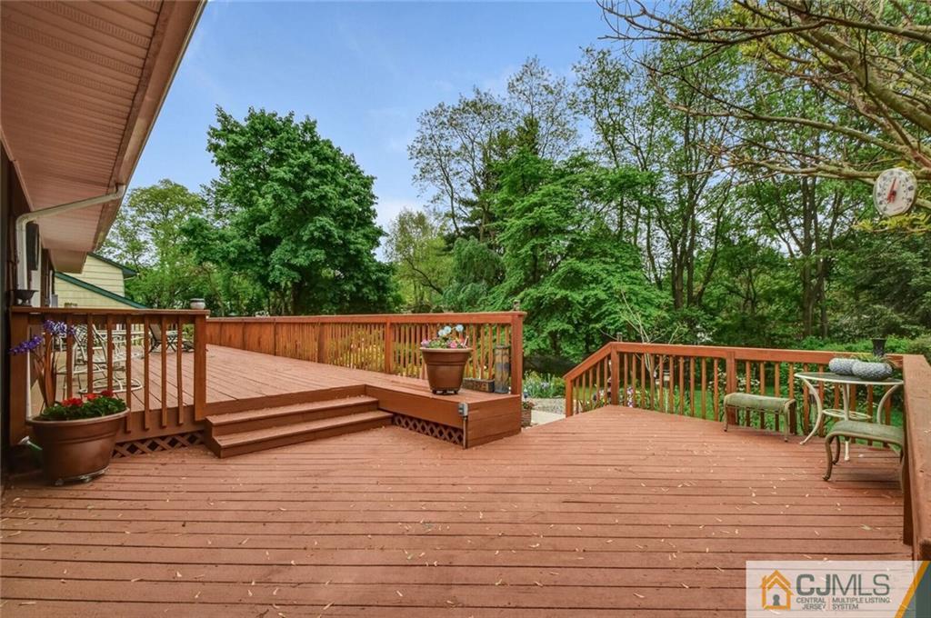 6 Packard Road East Brunswick, NJ 08816 - Photo 23 of 24 Gallery Image 23