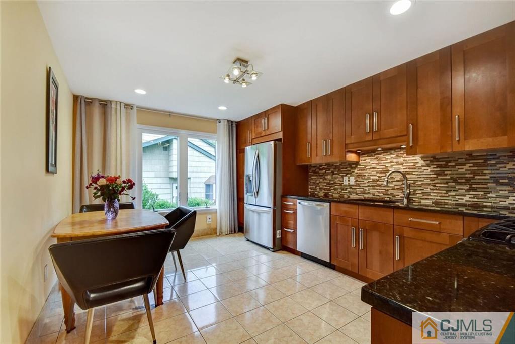 6 Packard Road East Brunswick, NJ 08816 - Photo 7 of 24 Gallery Image 7