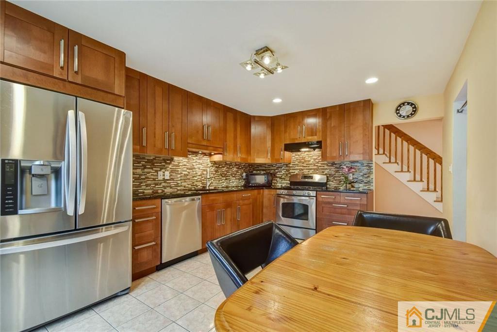 6 Packard Road East Brunswick, NJ 08816 - Photo 8 of 24 Gallery Image 8