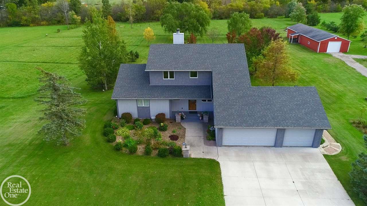 63700 Bates Road New Haven, MI 48050 - Photo 9 of 53 31397950-8.JPG