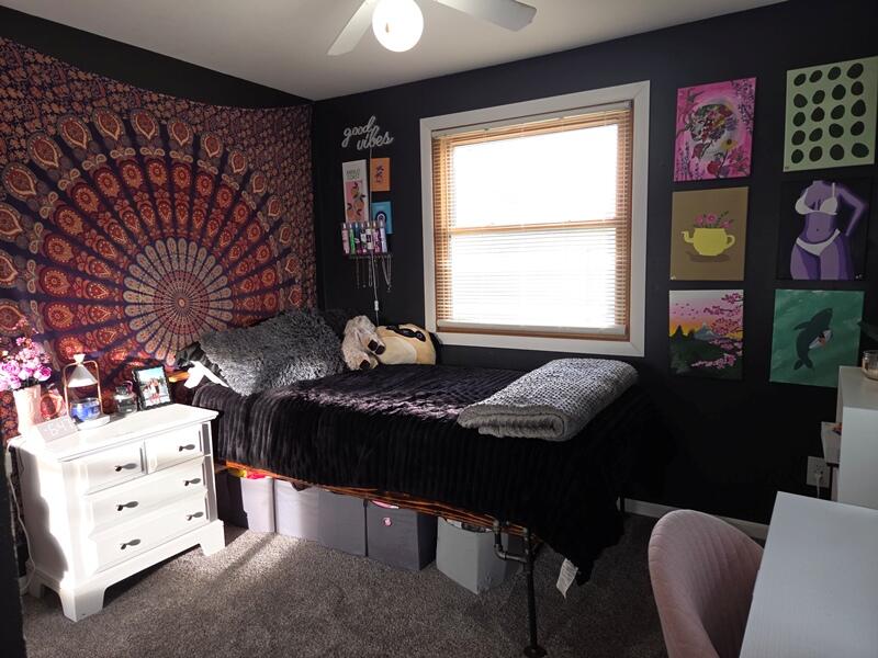 424 Van Buren Road Howards Grove, WI 53083 - Photo 17 of 28 Bedroom 3(1)