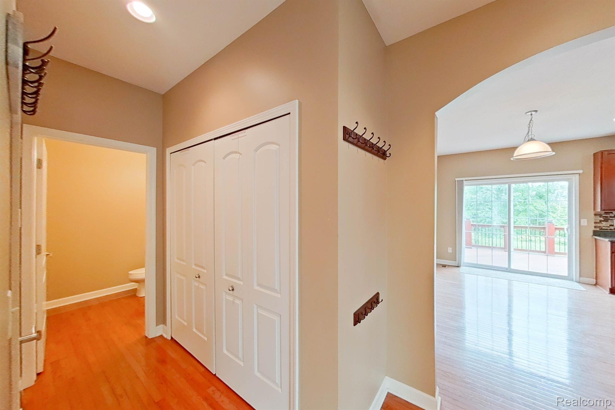 27147 Victoria Road Novi, MI 48374 - Photo 23 of 74 Gallery Image 23