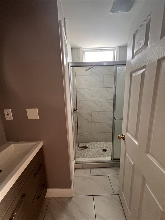 41 Tremont Street, Unit 2 Fall River, MA 02720 - Photo 2 of 6
