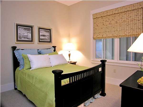 2046 Hwy Santa Rosa Beach, Unit M2321 30A Santa Rosa Beach, FL 32459 - Photo 7 of 14 a bedroom with a bed and window