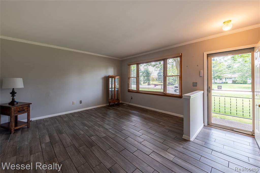 6025 29 Mile Road Washington, MI 48095 - Photo 4 of 23 Gallery Image 4