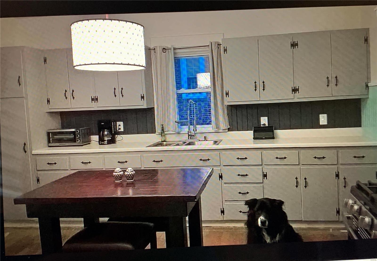 907 Logan Street Alton, IL 62002 - Photo 7 of 28 Gallery Image 7