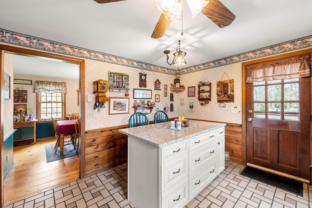 43 Adams Pond Road Derry, NH 03038 - Photo 17 of 40