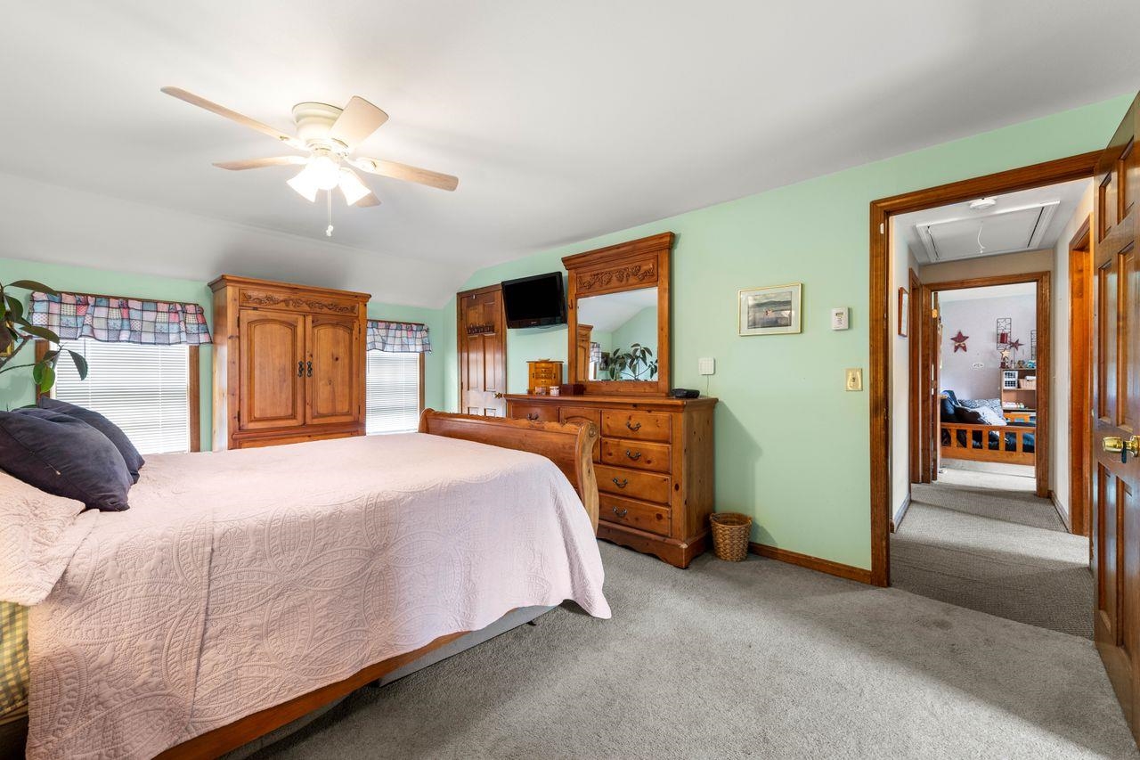 43 Adams Pond Road Derry, NH 03038 - Photo 25 of 40