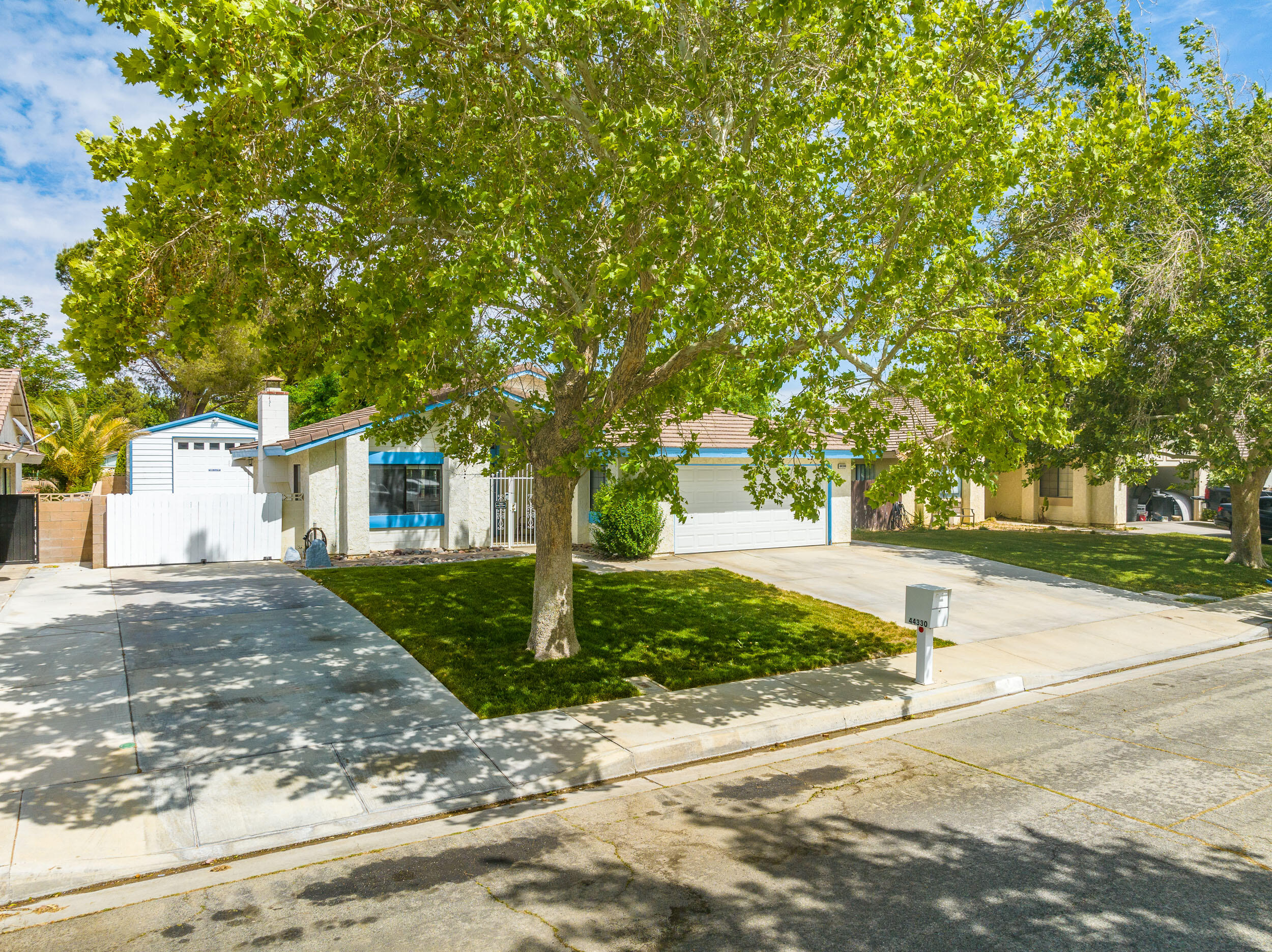 44330 Ruthron Avenue Lancaster, CA 93536 - Photo 35 of 37 Ruthron-35