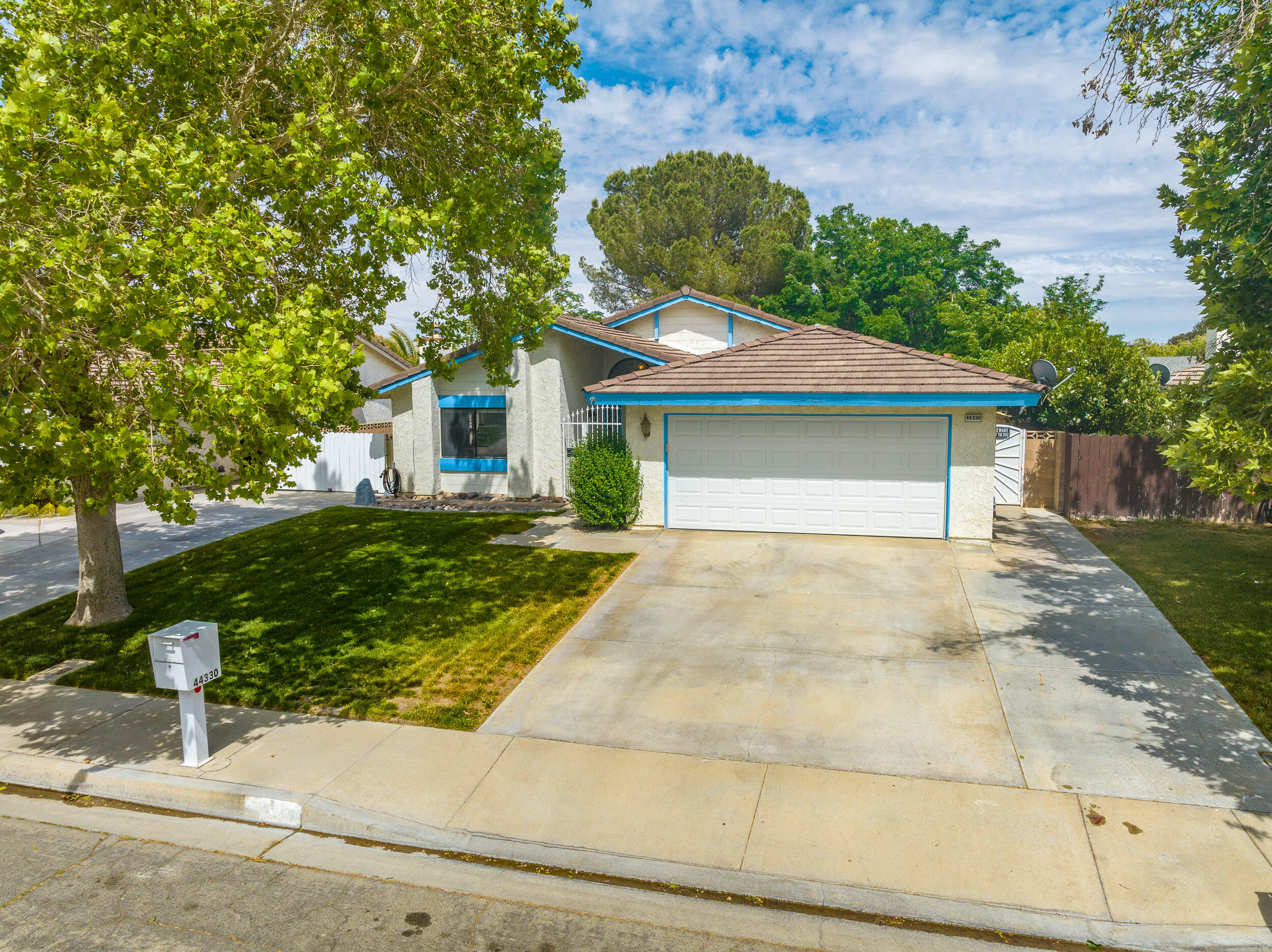44330 Ruthron Avenue Lancaster, CA 93536 - Photo 36 of 37 Ruthron-36