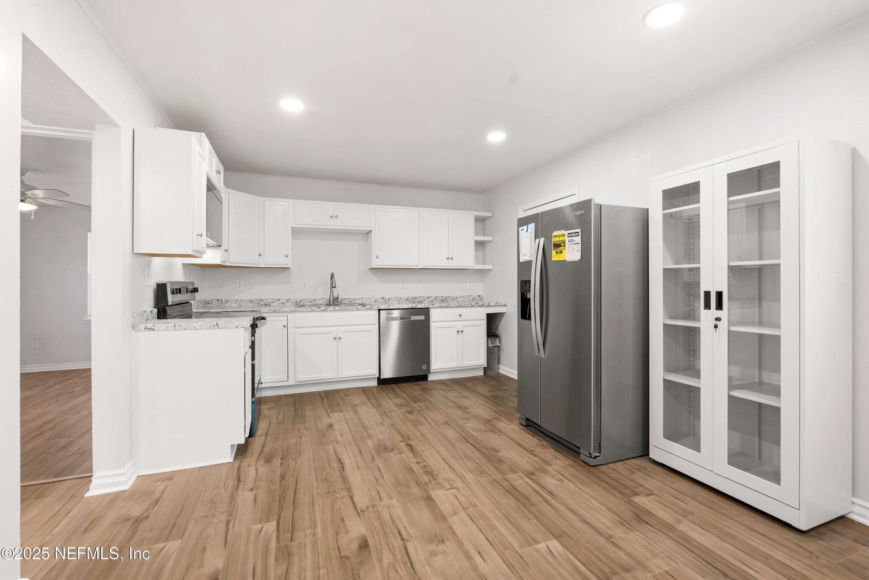 10464 Stone Road Jacksonville, FL 32246 - Photo 8 of 23 6_10464 stone rd edit-11