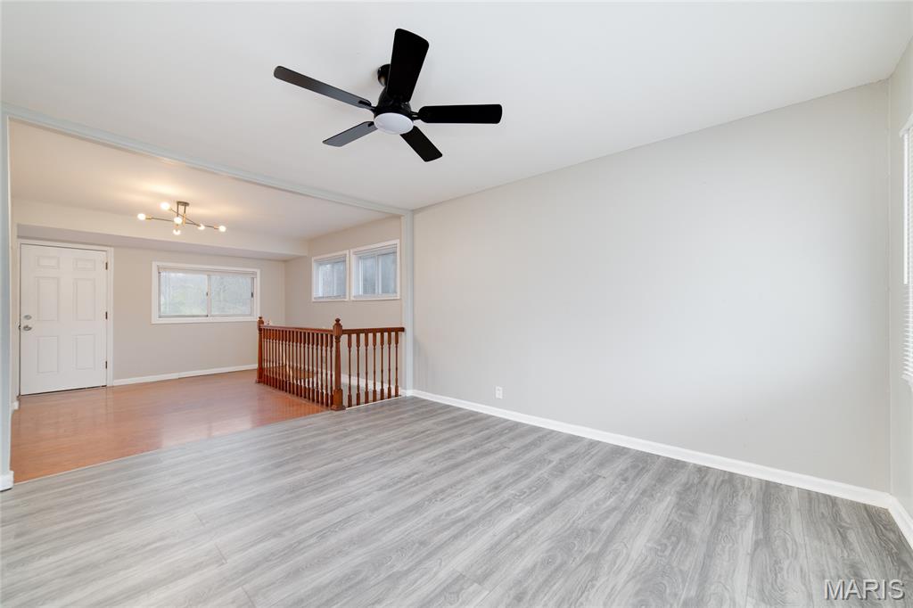 241 Grampian Road St. Louis, MO 63137 - Photo 3 of 22