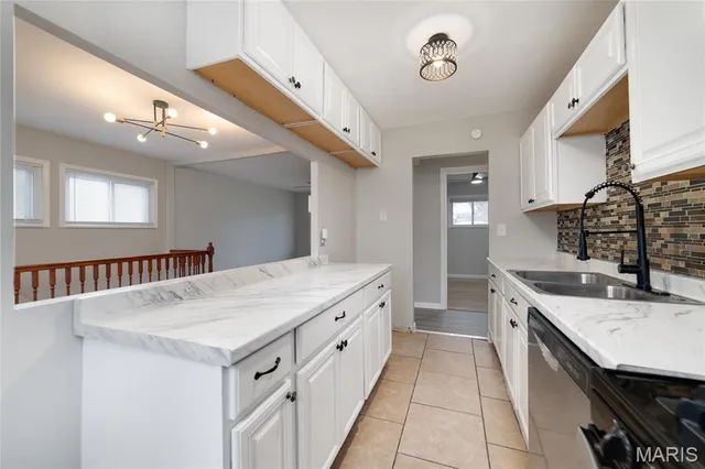 $119,900 | 241 Grampian Road, St. Louis, MO 63137