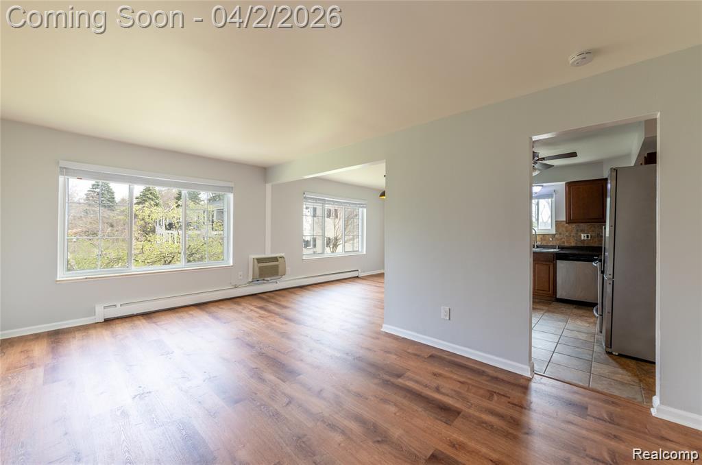 100 West Hickory Grove Road, Unit B3 Bloomfield Hills, MI 48304 - Photo 2 of 11