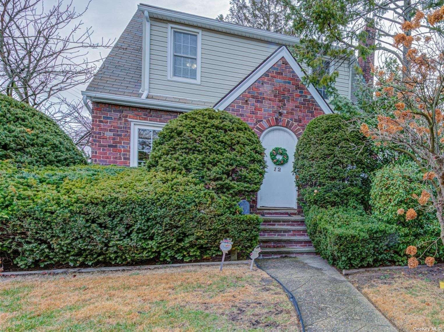 12 Cypress Road Inwood, NY 11096 - Photo 1 of 1 Gallery Image 1