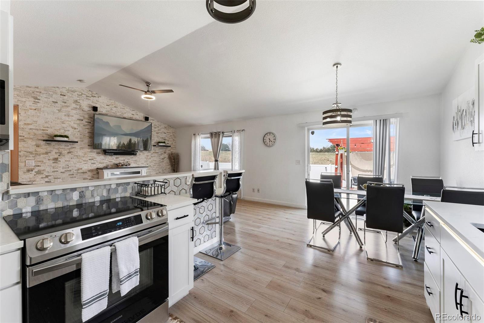 343 East 28th St Road Greeley, CO 80631 - Photo 8 of 27 Gallery Image 8