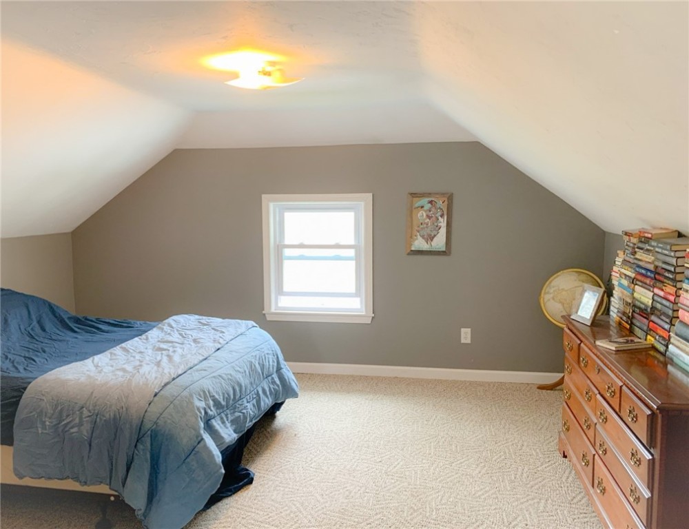 941 Mendon Road Woonsocket, RI 02895 - Photo 16 of 22