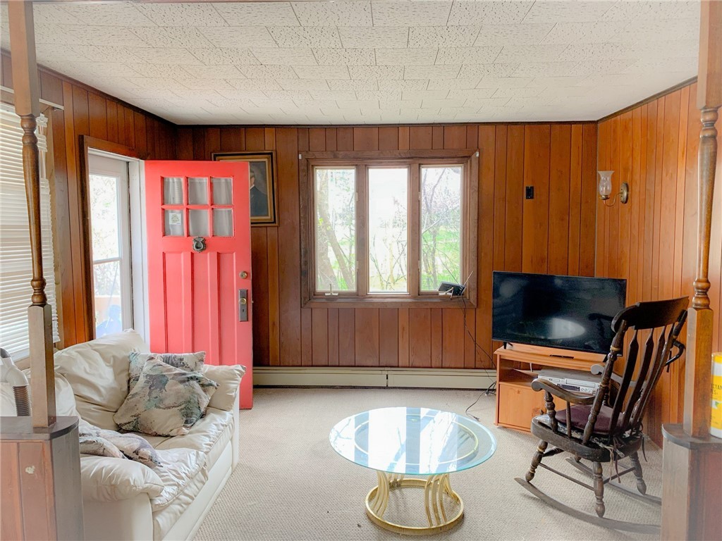 941 Mendon Road Woonsocket, RI 02895 - Photo 3 of 22