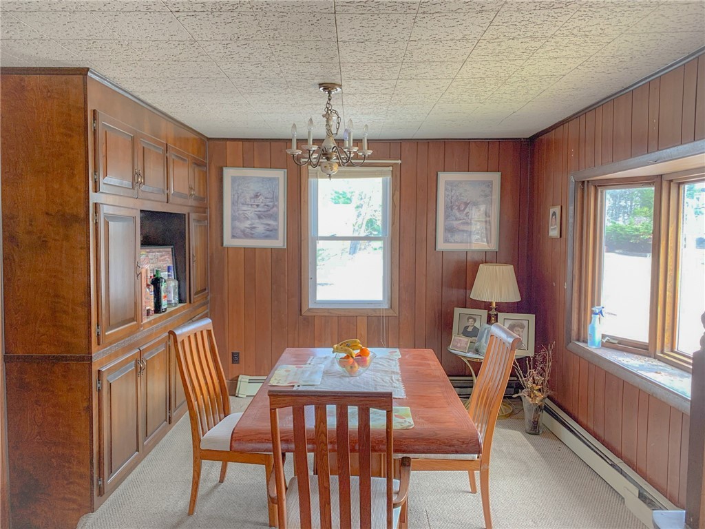 941 Mendon Road Woonsocket, RI 02895 - Photo 4 of 22