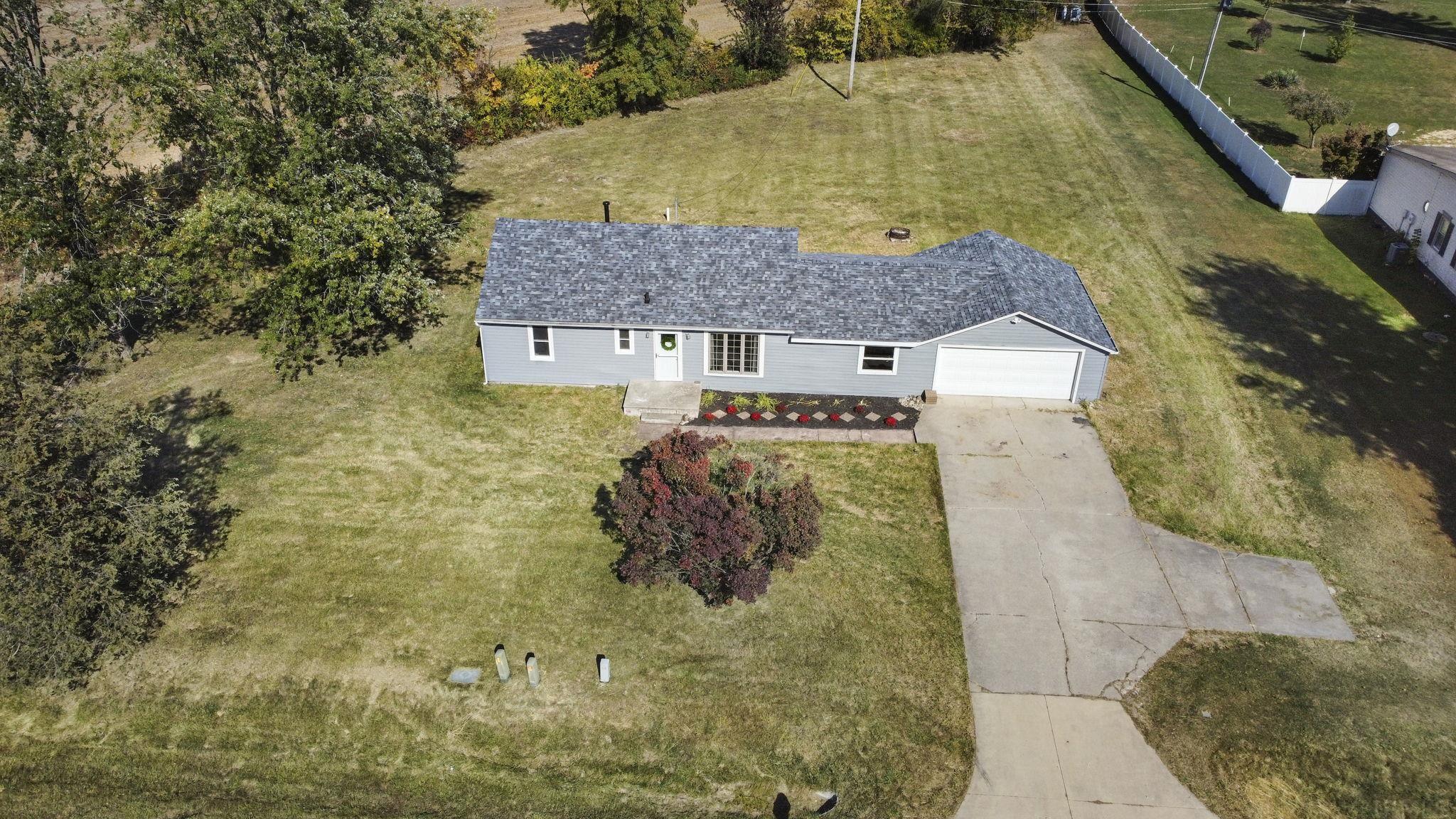 5940 Goshen Road Fort Wayne, IN 46818 - Photo 1 of 33