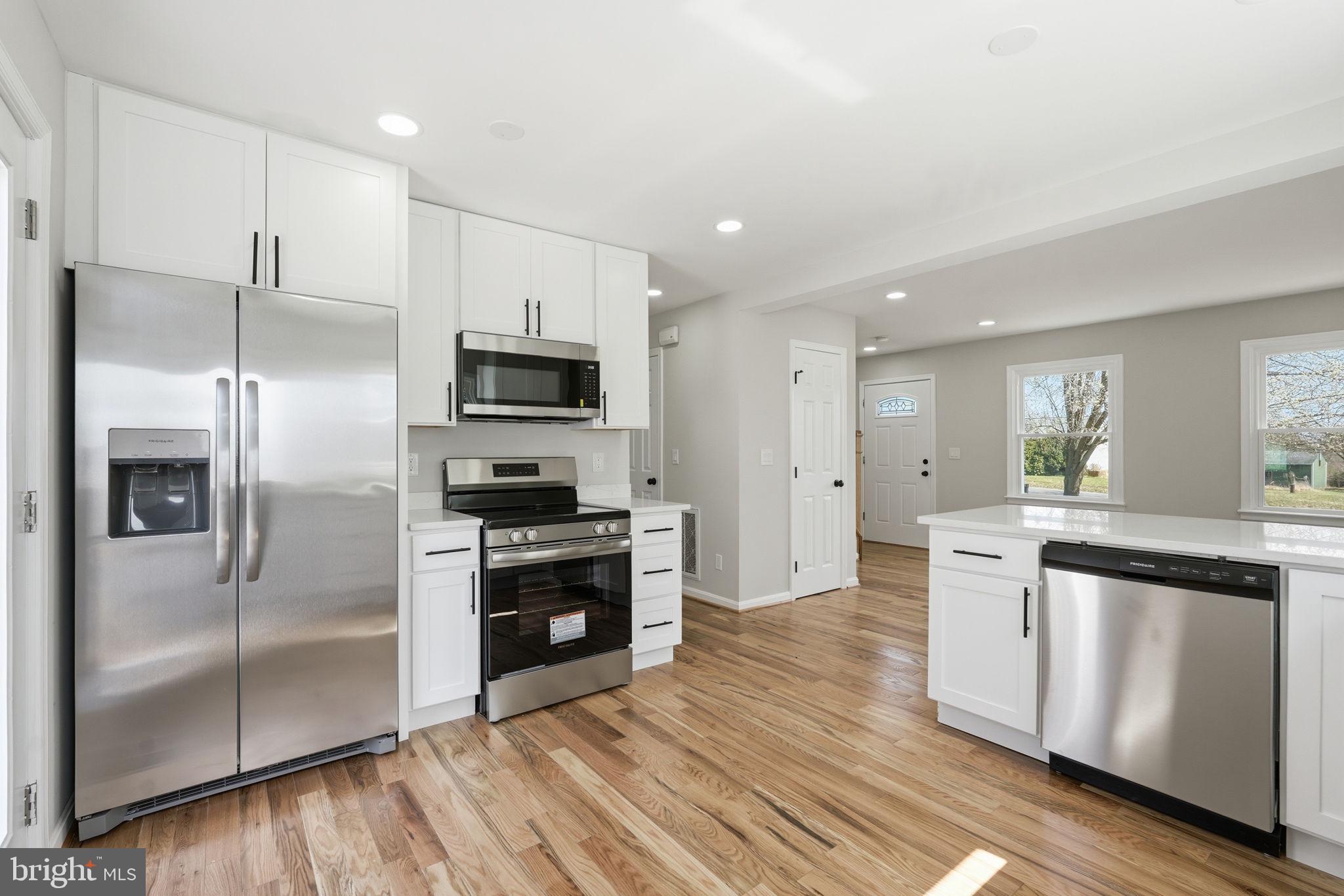 10442 St Paul's Road Warrenton, VA 20186 - Photo 4 of 37