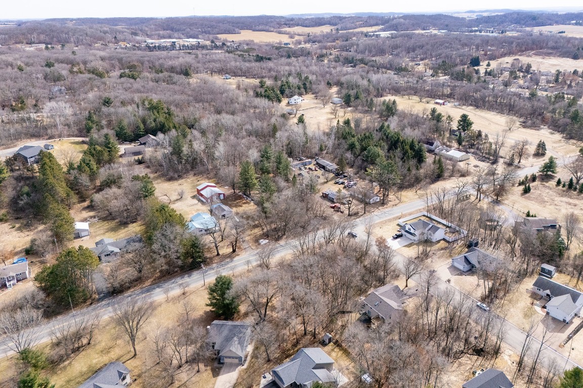 903 Wagner Road Menomonie, WI 54751 - Photo 7 of 18