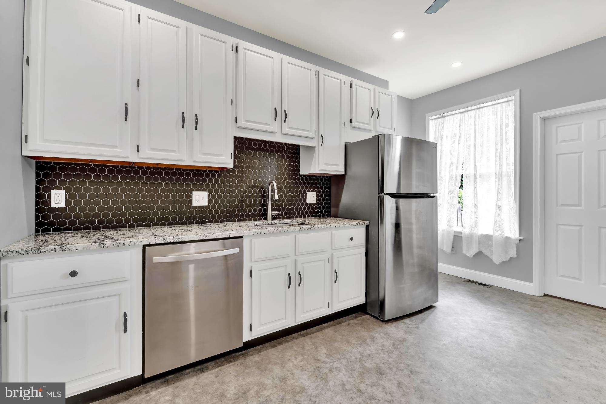 4020 Falls Road Baltimore, MD 21211 - Photo 9 of 29 Gallery Image 9