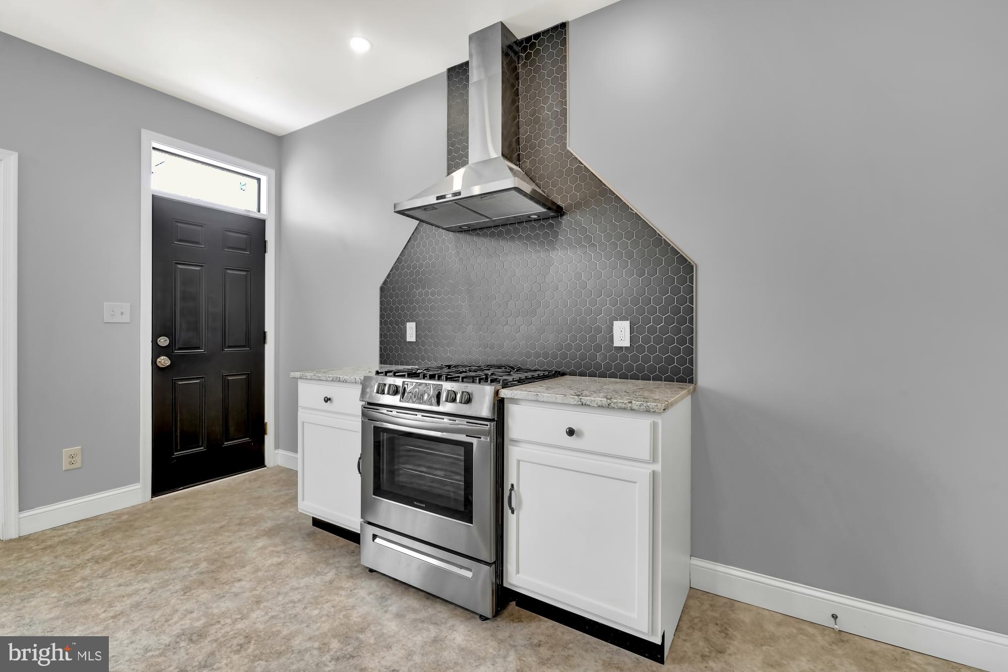 4020 Falls Road Baltimore, MD 21211 - Photo 10 of 29 Gallery Image 10