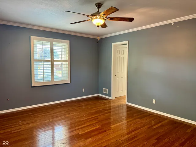 $240,000 | 639 West Banta Road, Indianapolis, IN 46217