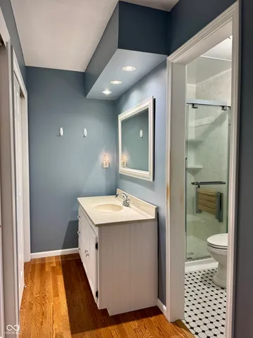 $240,000 | 639 West Banta Road, Indianapolis, IN 46217