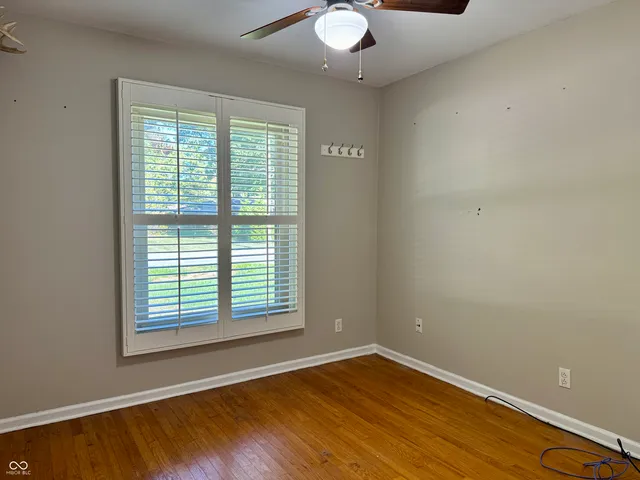 $240,000 | 639 West Banta Road, Indianapolis, IN 46217