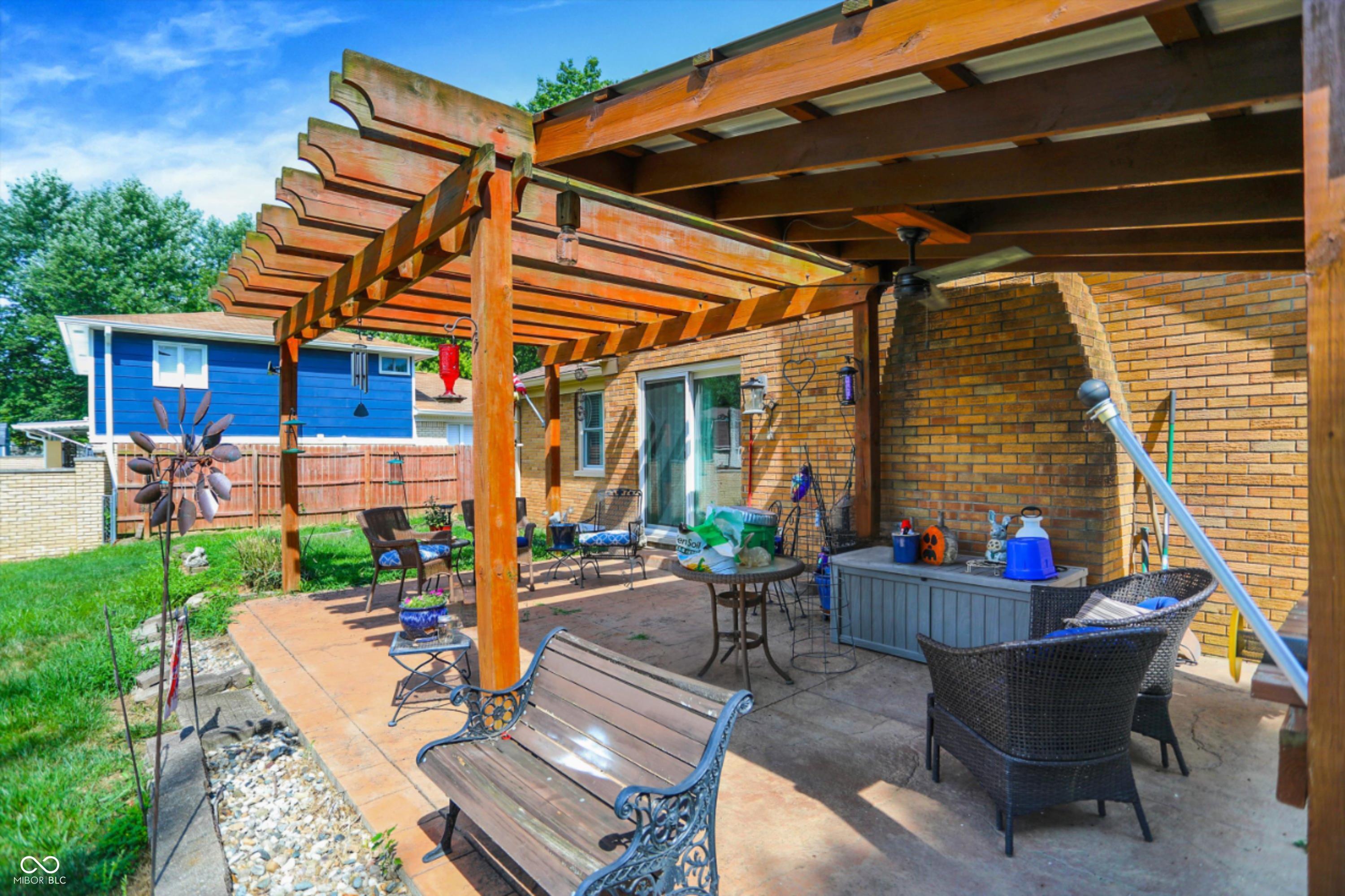 639 West Banta Road Indianapolis, IN 46217 - Photo 29 of 32