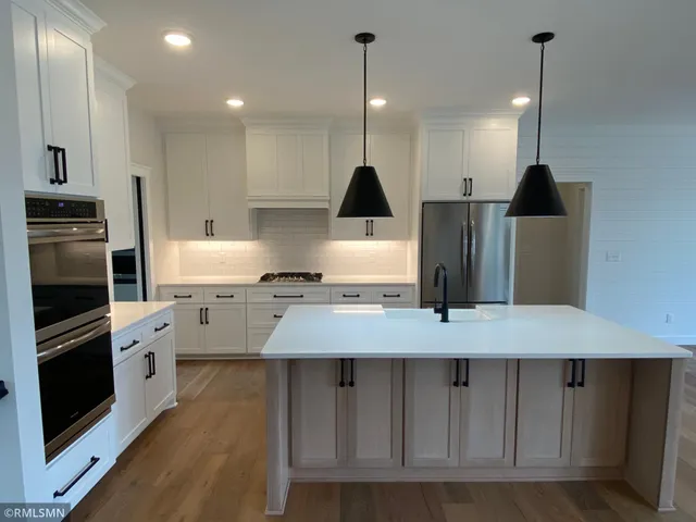 $986,900 | 8 County Road 8, Brainerd, MN 56401