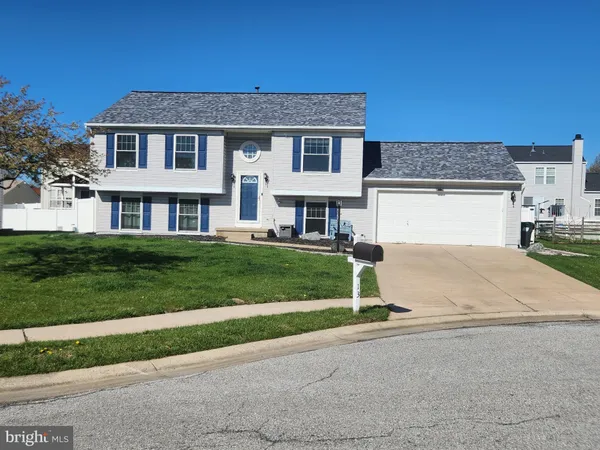 $425,000 | 13 Marlin Court, New Castle, DE 19720