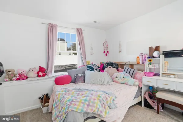 $425,000 | 13 Marlin Court, New Castle, DE 19720
