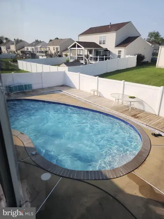 $425,000 | 13 Marlin Court, New Castle, DE 19720
