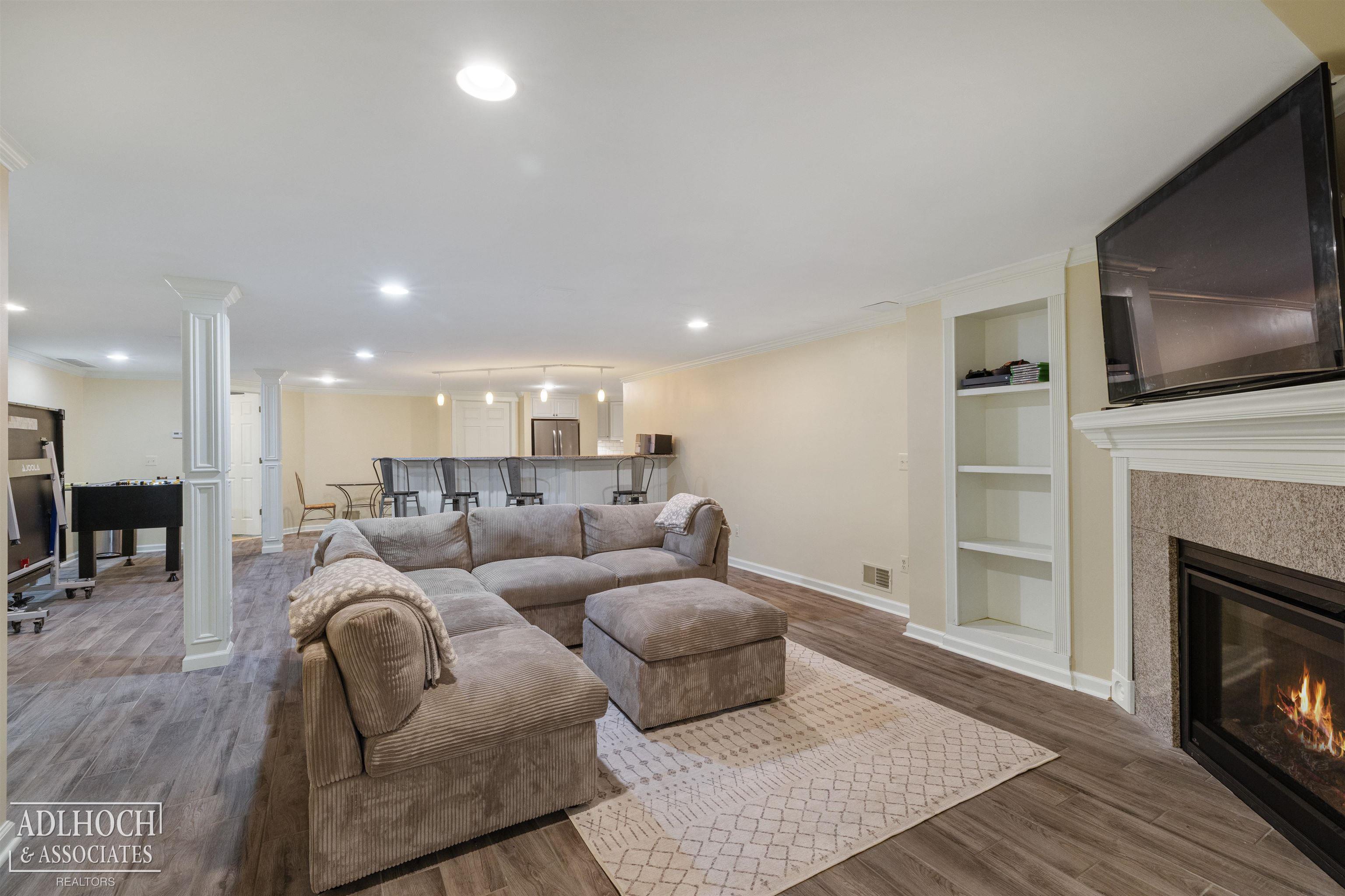 758 Middlesex Road Grosse Pointe, MI 48230 - Photo 26 of 41 Gallery Image 26