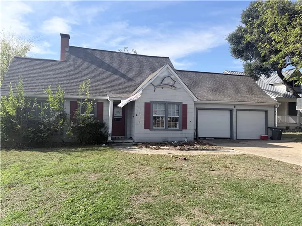 $2,700 | 1016 Puryear Drive, College Station, TX 77840