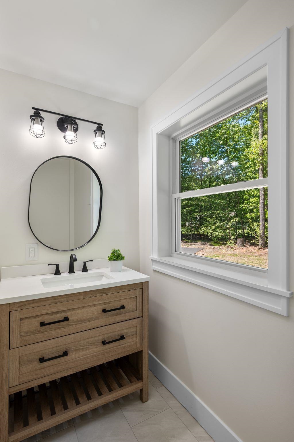 20 Hawkewood Road Sandown, NH 03873 - Photo 34 of 60