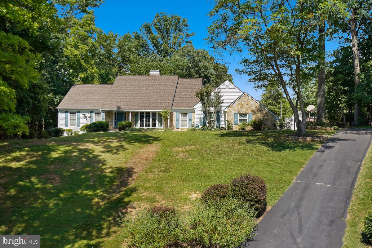 9501 Grover Road Gaithersburg, MD 20877 - Photo 1 of 57 Front