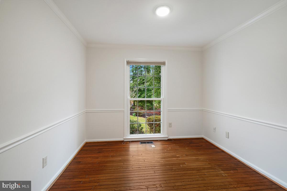 9501 Grover Road Gaithersburg, MD 20877 - Photo 11 of 57 Office