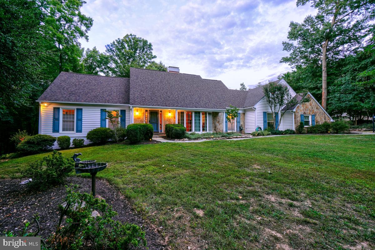 9501 Grover Road Gaithersburg, MD 20877 - Photo 2 of 57 Front